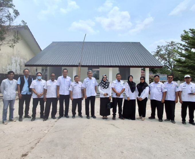 Monitoring dan Evaluasi (Monev) Pembangunan Ruang Kelas Baru SMP Negeri 4 Tanjungpandan